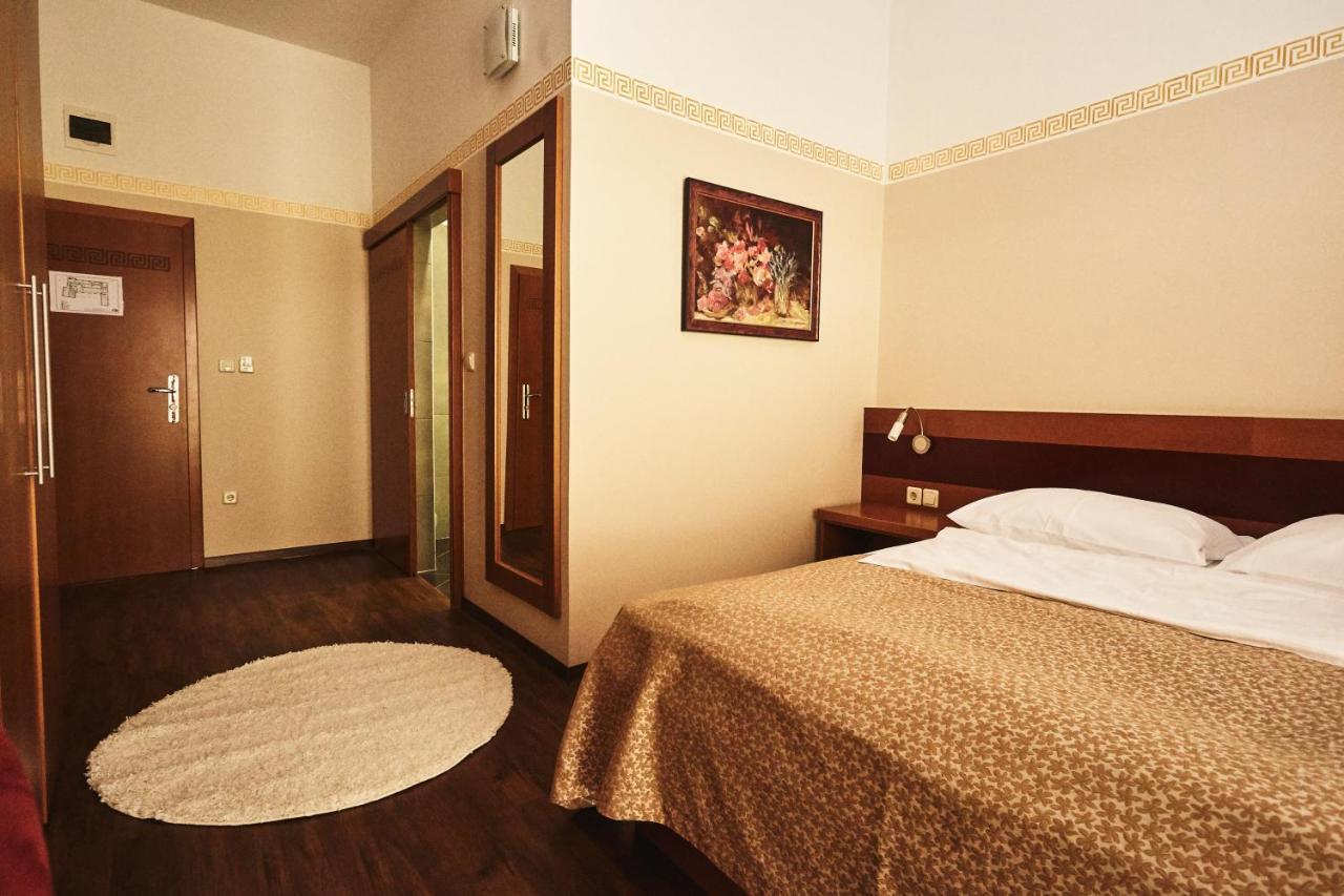 Hotel Vila Emei ماريبور المظهر الخارجي الصورة